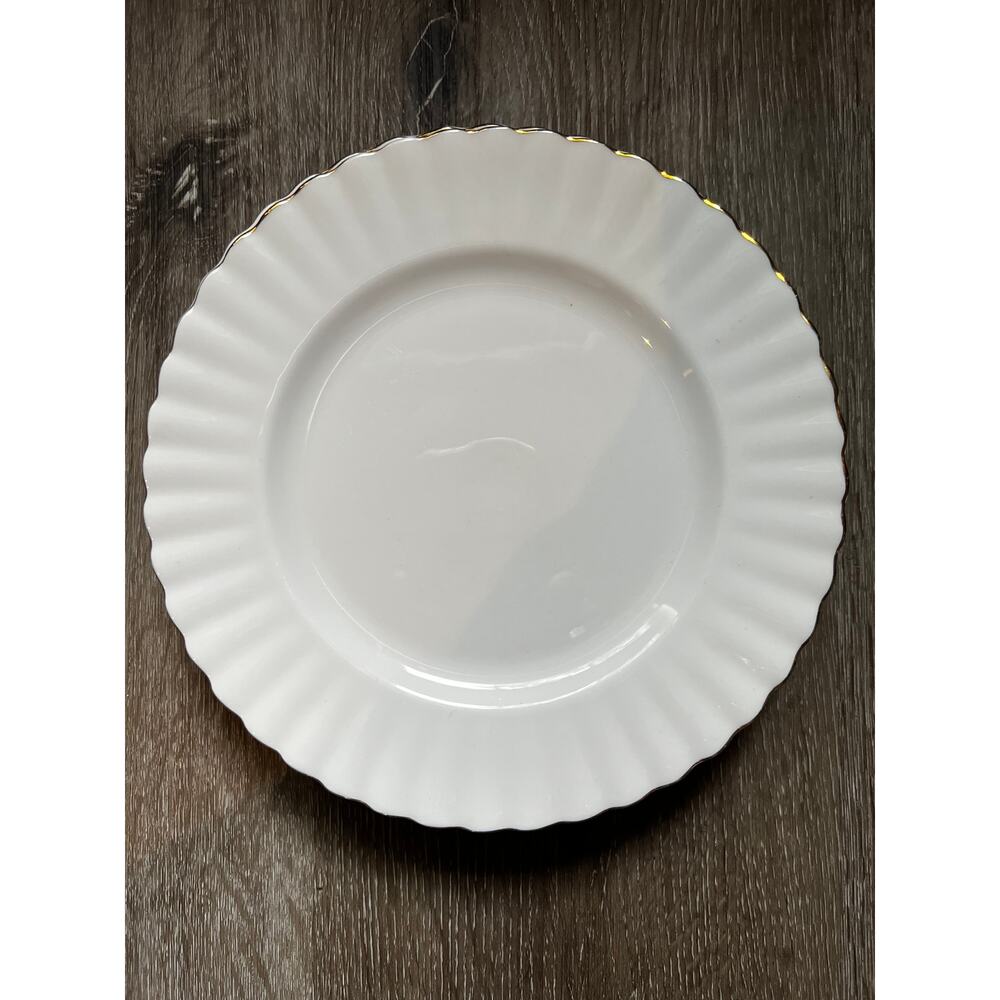 Royal Albert Bone China Made in England Val D'or 8" Salad Bread Dessert Plate